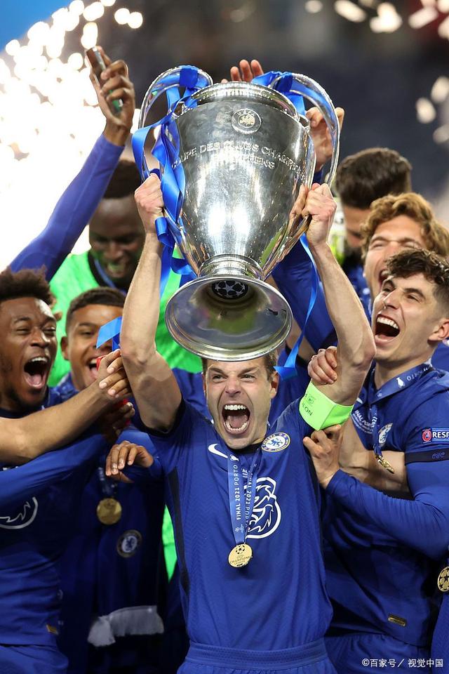 英雄联盟-国际比赛日法国杯焦点战，上海久事临场应变，媒体盛赞，团队化学反应显著(2077决赛打不打假赛)