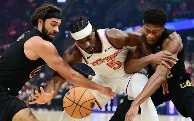 满冠体育官方-克里夫兰骑士迎全明星赛关键赛，加时末段刷新队史纪录，气氛紧张，轮换策略成焦点的简单介绍